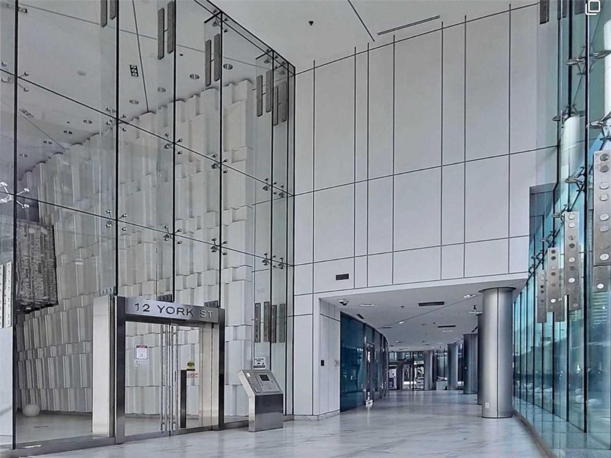 Luxury Condo In The Heart Of Toronto - Next To Scotiabank Arena Exterior photo