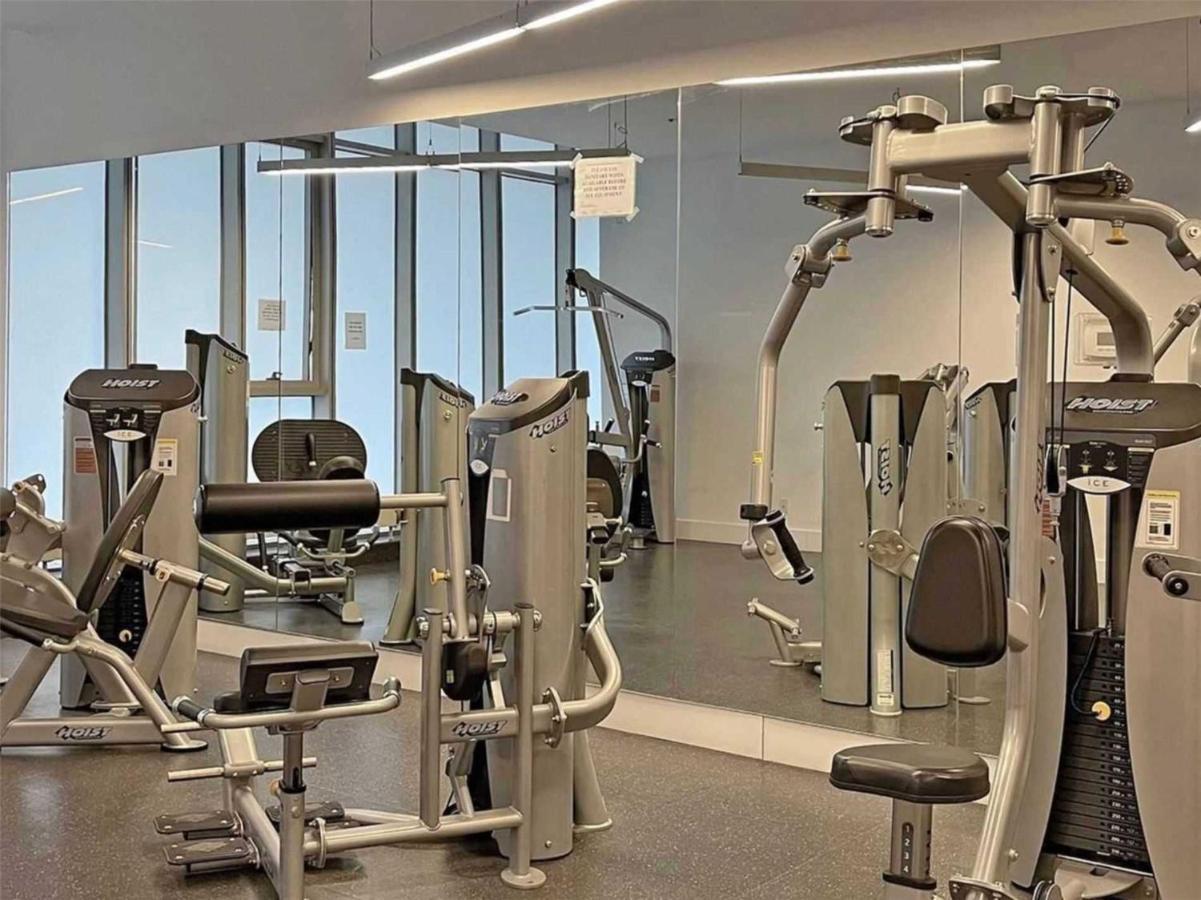 Luxury Condo In The Heart Of Toronto - Next To Scotiabank Arena Exterior photo